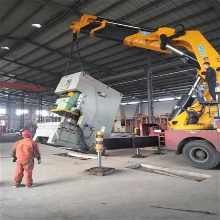 徐州泉山80吨折臂吊车出租附近电话